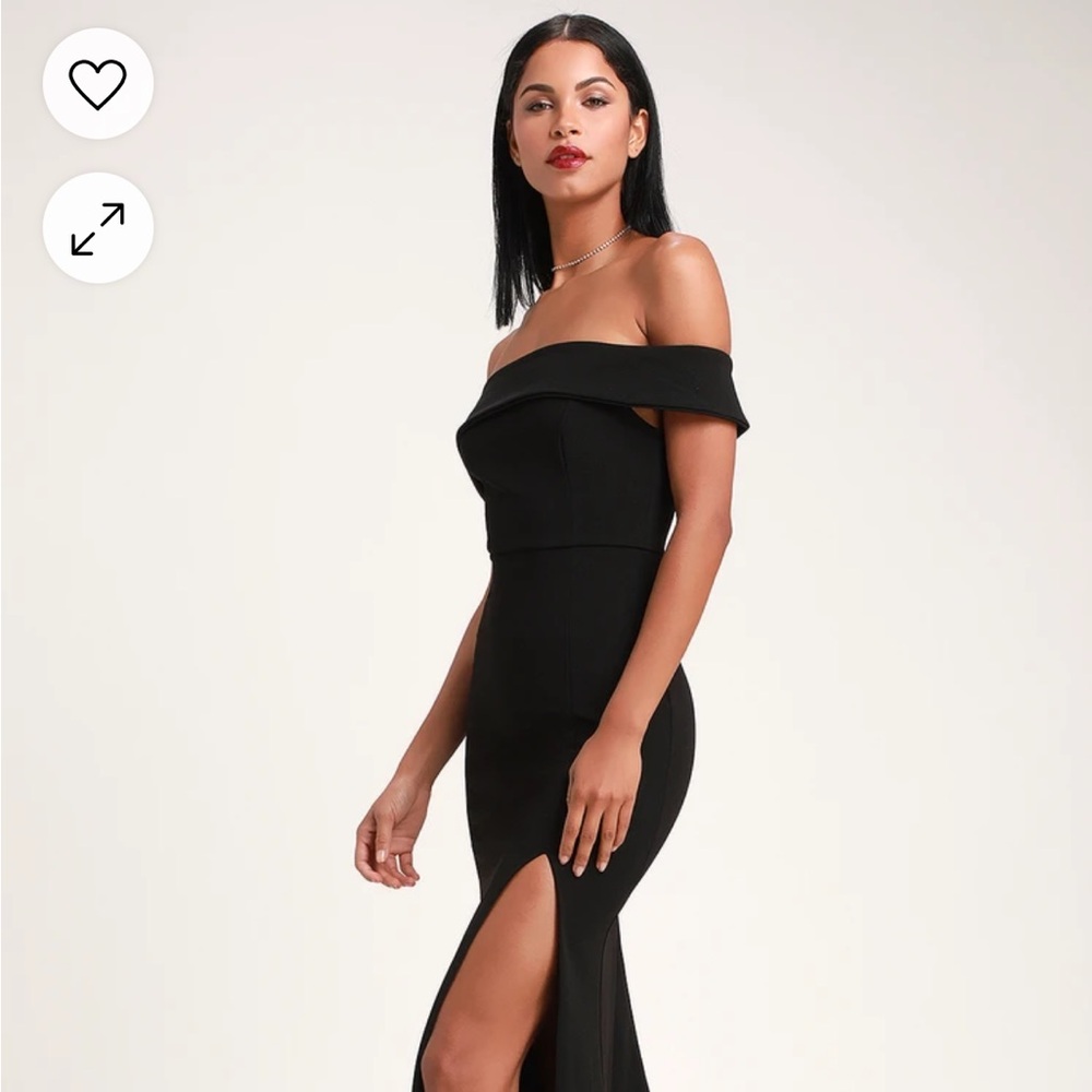 Aveline Black Off-the-Shoulder Maxi Dress